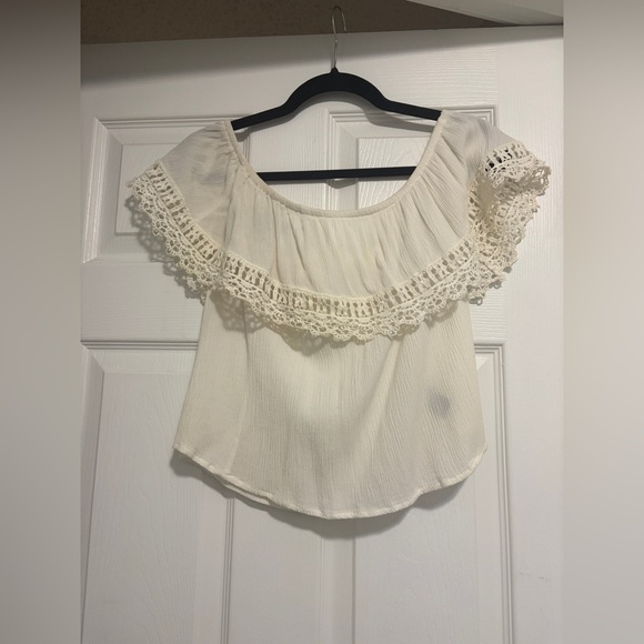 Off the Shoulder White Lace Women's Blouse - Picture 3 of 5